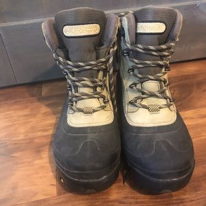 Columbia Bugaboo Waterproof Boots Size 8